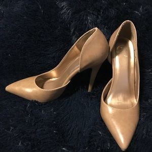 D'ORSAY PUMPS